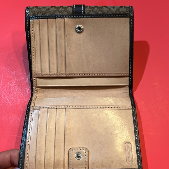 Coach Wallet - Picture 4 of 6